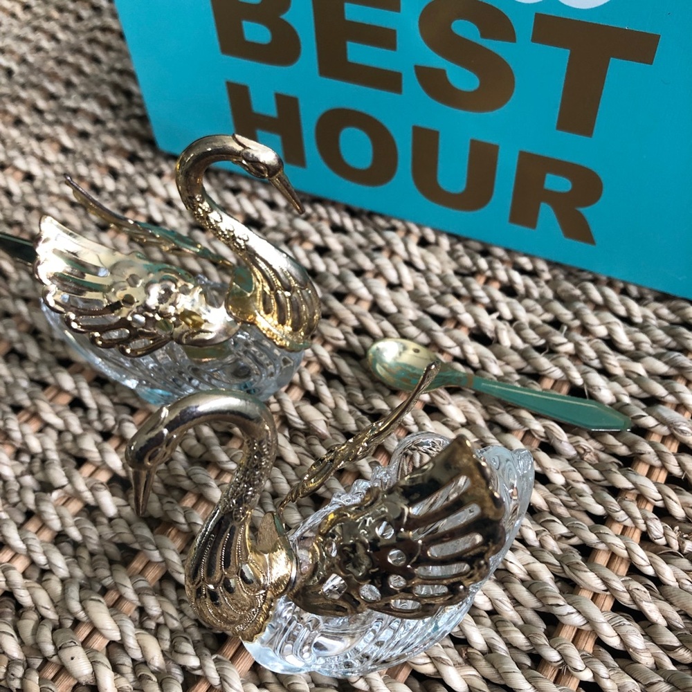 Vintage set of gold plated 24 karat salt and pepper swans with spoons - Picture 6 of 8